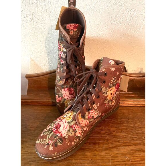 Dr Marten Woman's Boots Size 8 Brown Floral Canvas Shoreditch Airware Lace Up - Picture 1 of 12